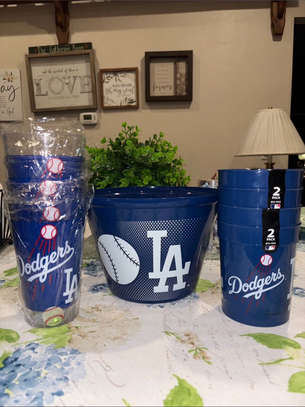 Los Angeles Dodgers Reusable Cups & Bucket